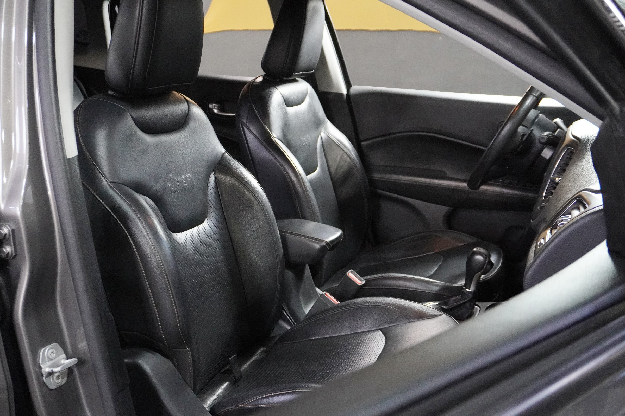 JEEP         COMPASS