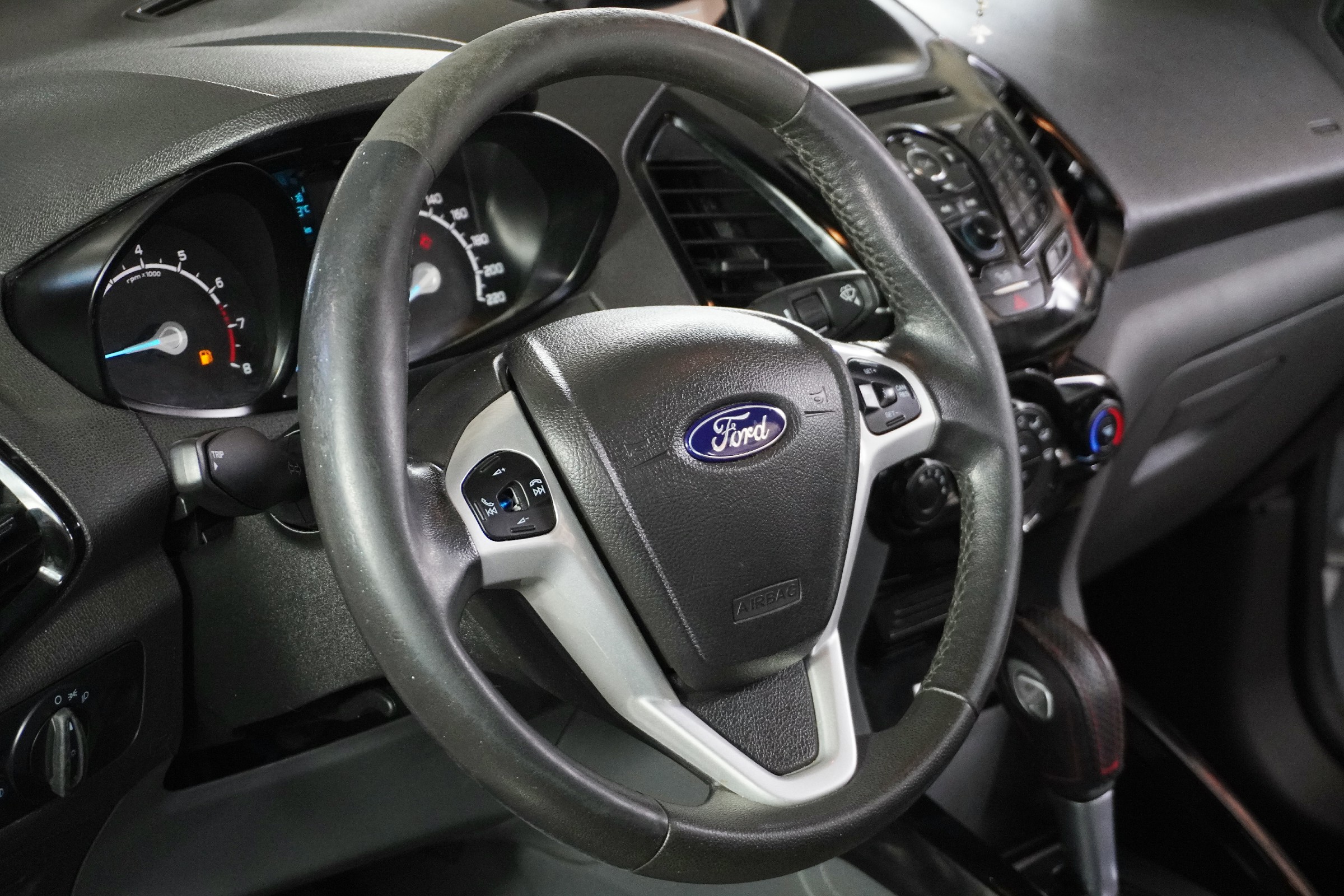 FORD         ECOSPORT
