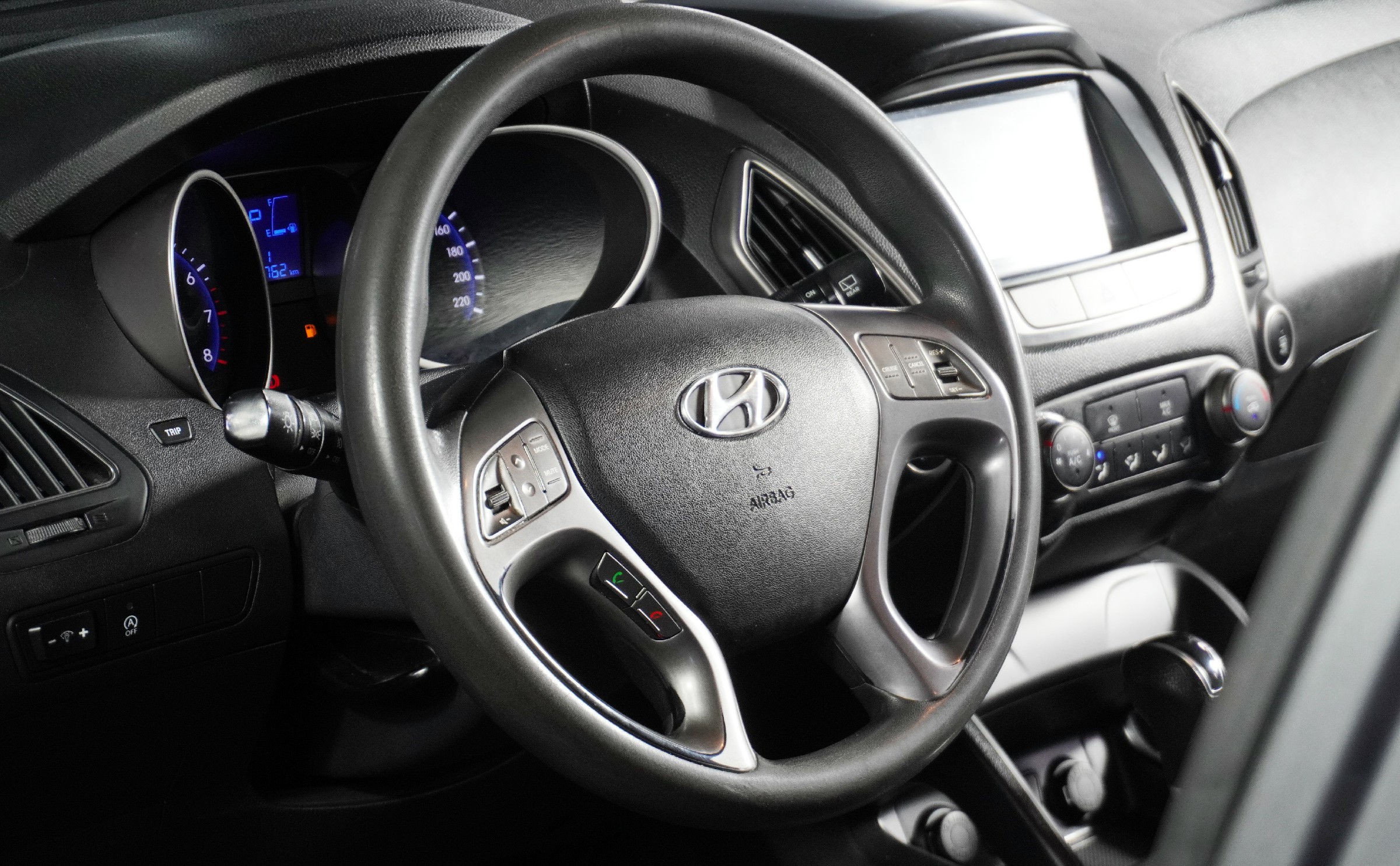 HYUNDAI         IX35
